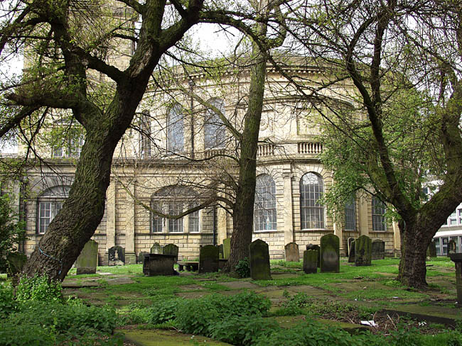 Turn_All_St_Rotunda_Trees