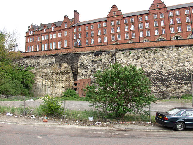 Turn_City_Rd_And_Wall
