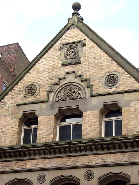Wloo_Bond_Roof_Detail