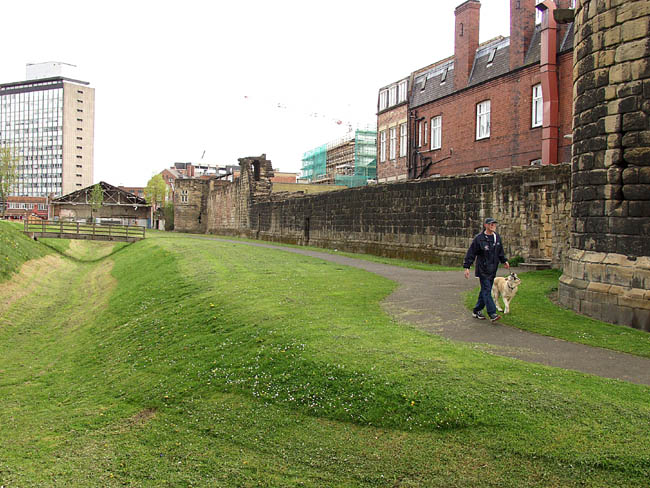 Wloo_Walls_Towards_Gallowgate
